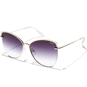 Quay Dust to Dawn Cateye Sunglasses! Brand new with case and tags!